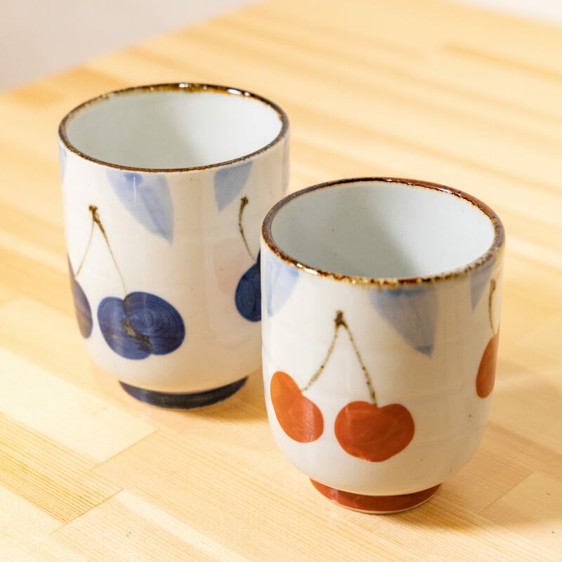 波佐見焼 翔芳窯・湯呑 さくらんぼ